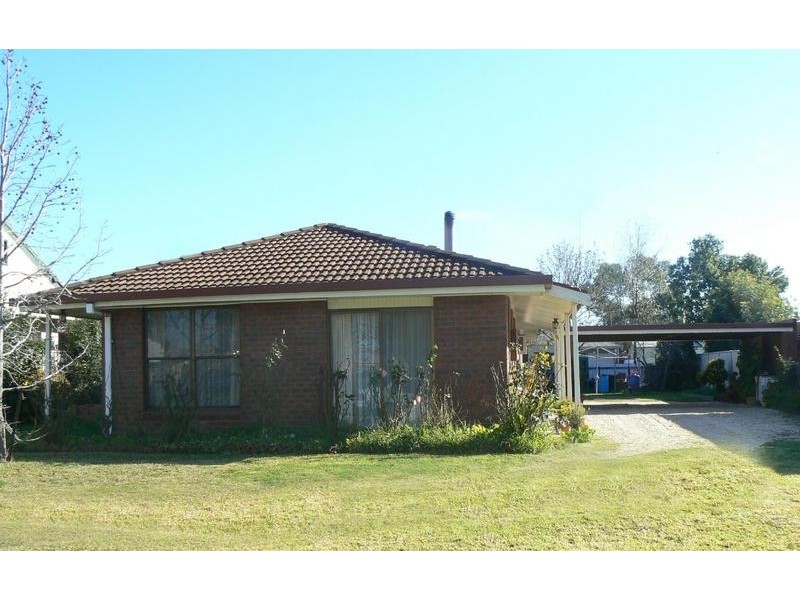 35 Maiden Street, Moama NSW 2731