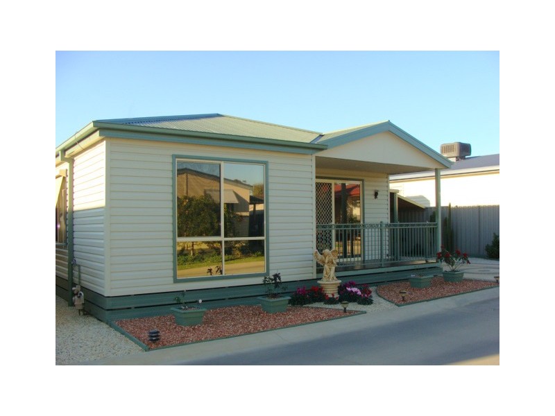 3 Swan Boulevard, Moama NSW 2731