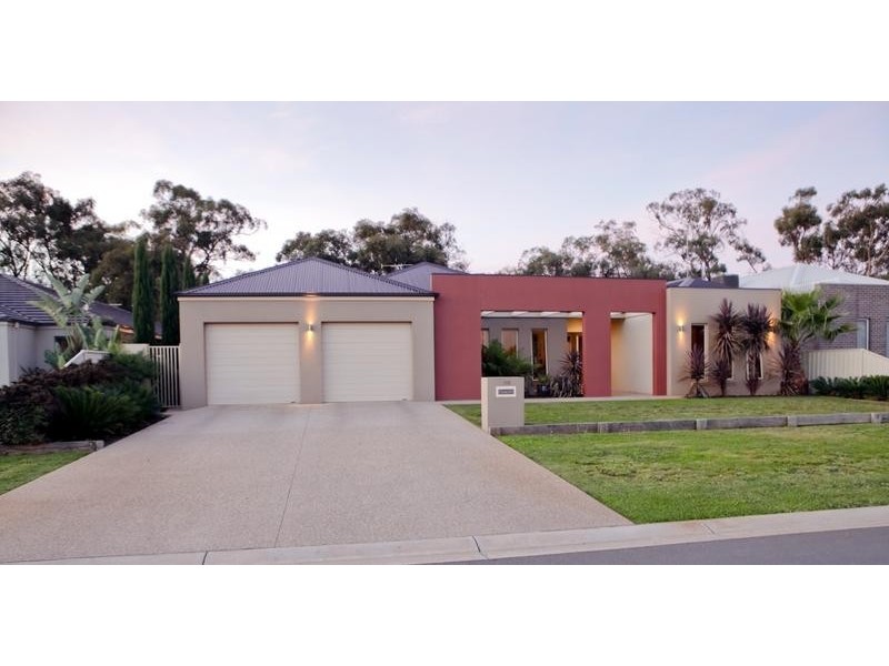 39 Glencoe Boulevard, Moama NSW 2731