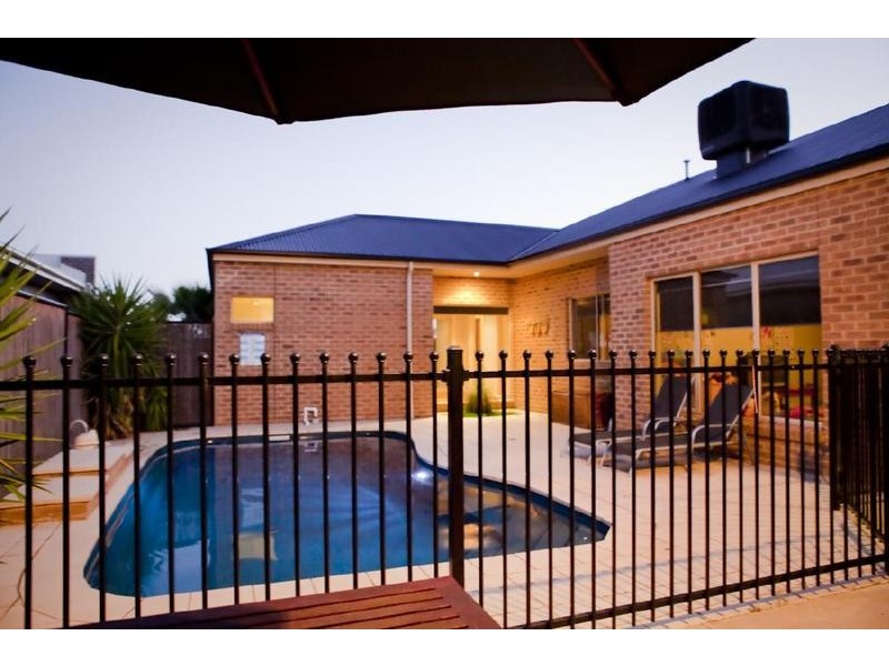 39 Glencoe Boulevard, Moama NSW 2731