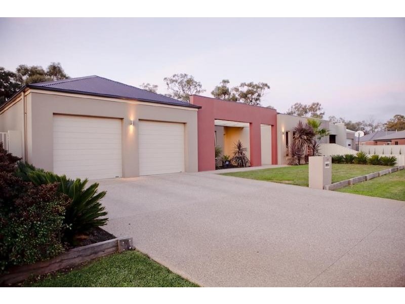 39 Glencoe Boulevard, Moama NSW 2731