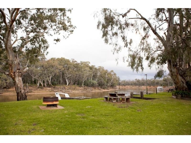 94 Wharparilla Drive, Echuca VIC 3564