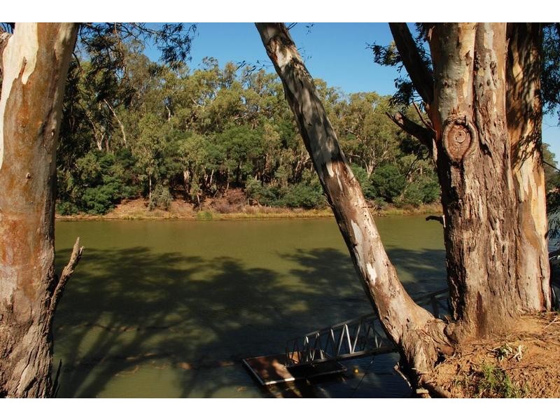 94 Wharparilla Drive, Echuca VIC 3564