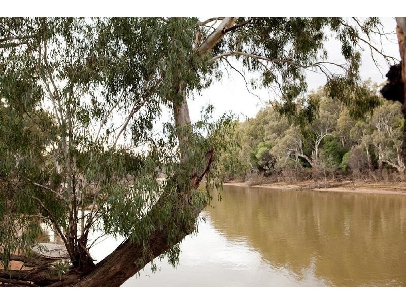 94 Wharparilla Drive, Echuca VIC 3564