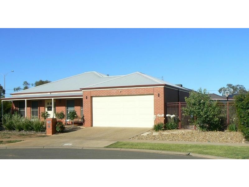 12 Willicent Terrace, Echuca VIC 3564