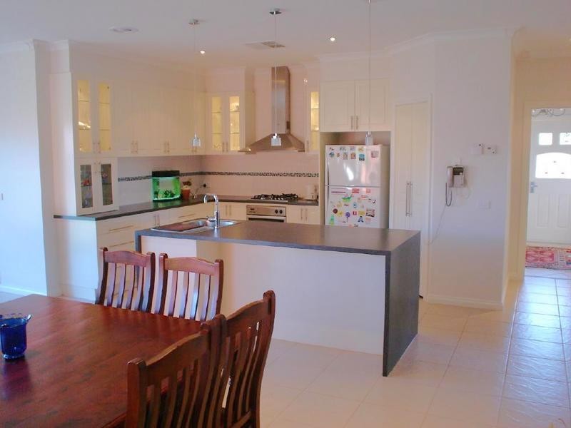 12 Willicent Terrace, Echuca VIC 3564