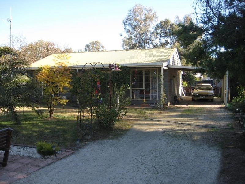 34 Moor Street, Barmah VIC 3639