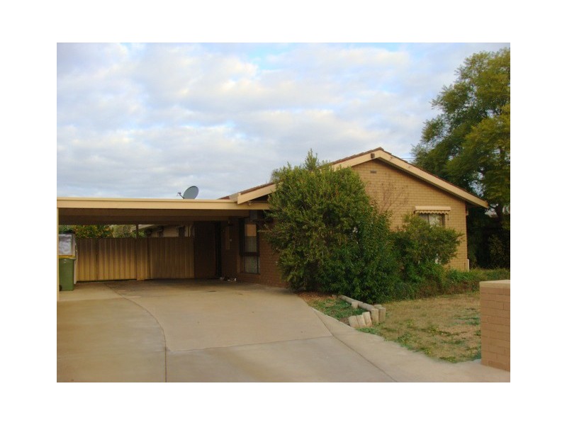 19 Rutley Crescent, Echuca VIC 3564