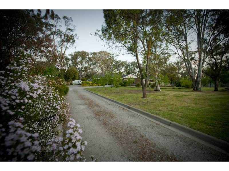 60 Campaspe Esplanade, Echuca VIC 3564