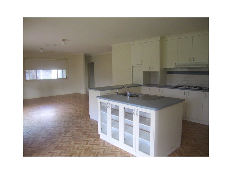 17 Charters Drive, Moama NSW 2731