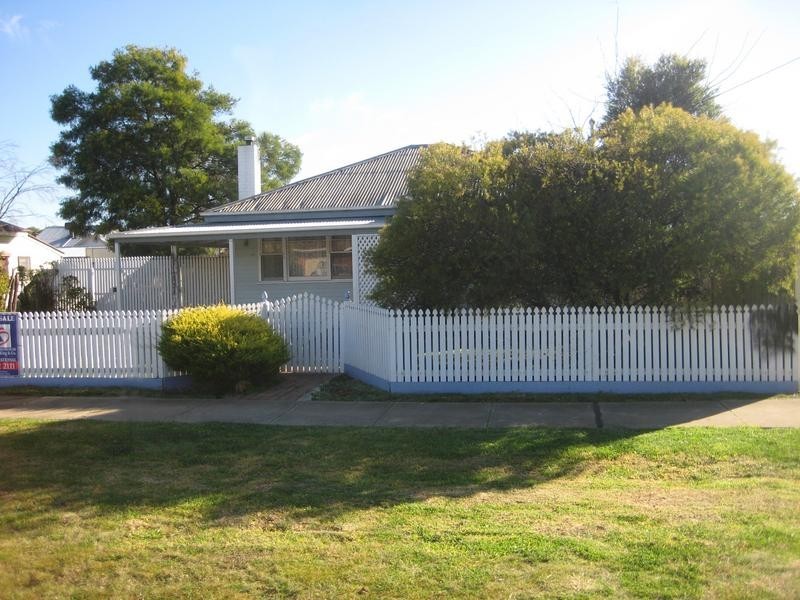 24 Eyre Street, Echuca VIC 3564