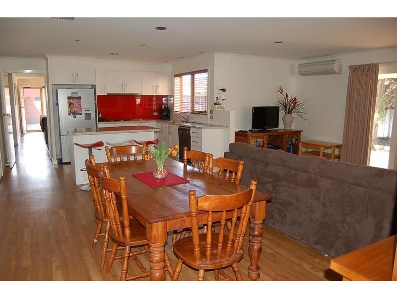 40 Adelaide Crescent, Echuca VIC 3564