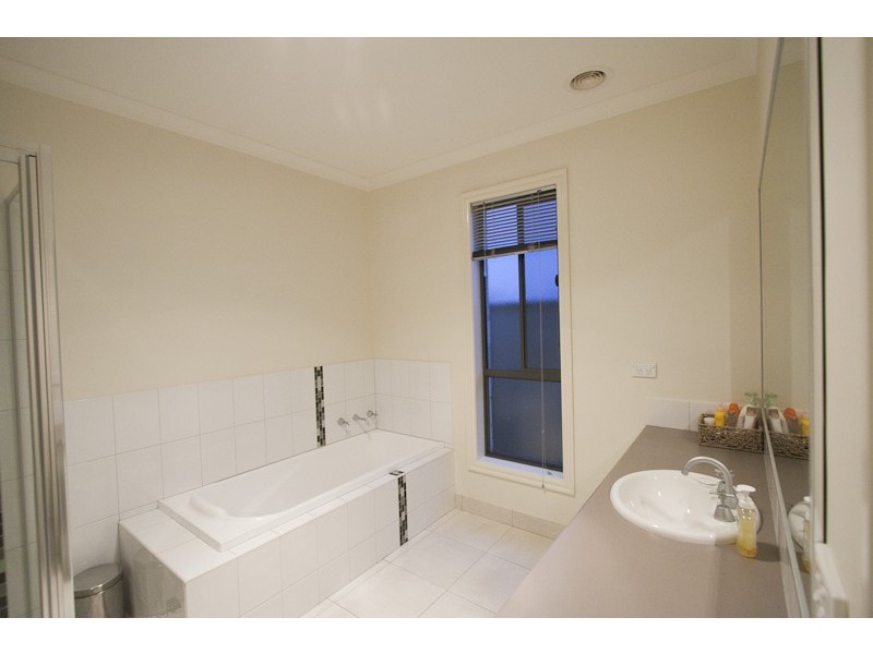 20 Forfar Drive, Moama NSW 2731