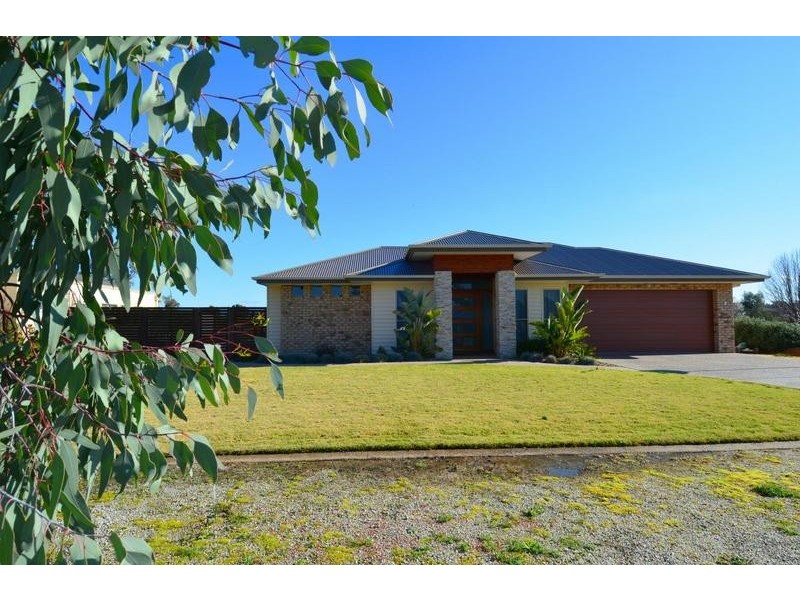5a Cabernet Drive, Moama NSW 2731