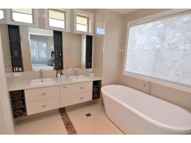 5a Cabernet Drive, Moama NSW 2731
