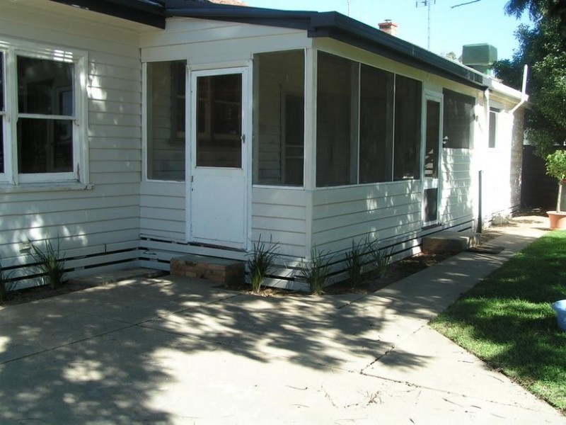 4 Deakin Street, Lockington VIC 3563