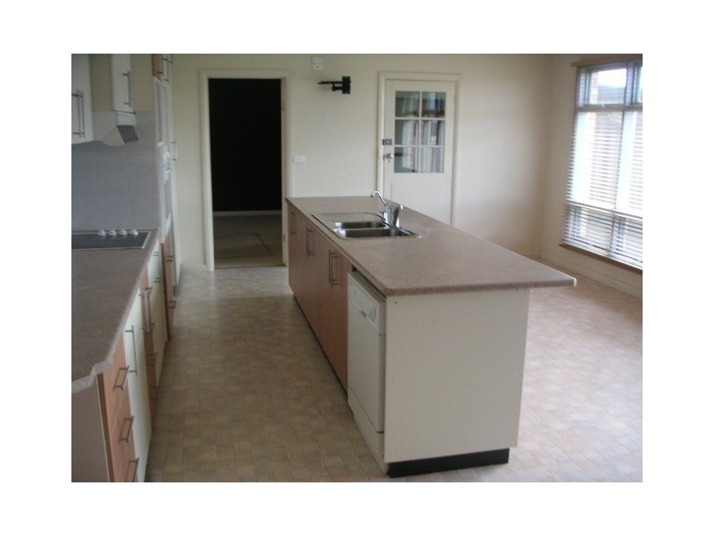 46 Ogilvie Avenue, Echuca VIC 3564