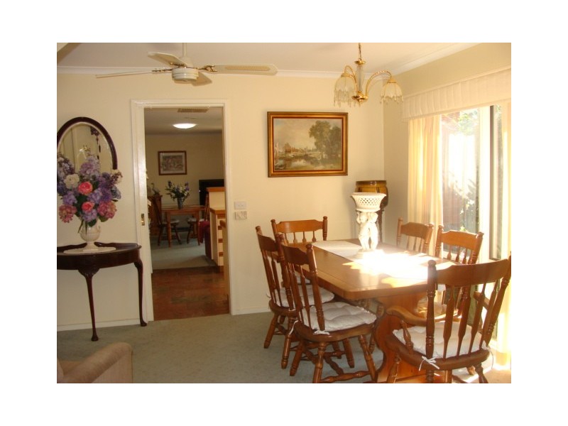 10 McIntyre Crescent, Echuca VIC 3564