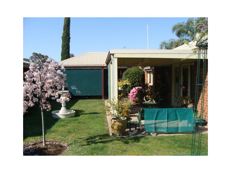 10 McIntyre Crescent, Echuca VIC 3564