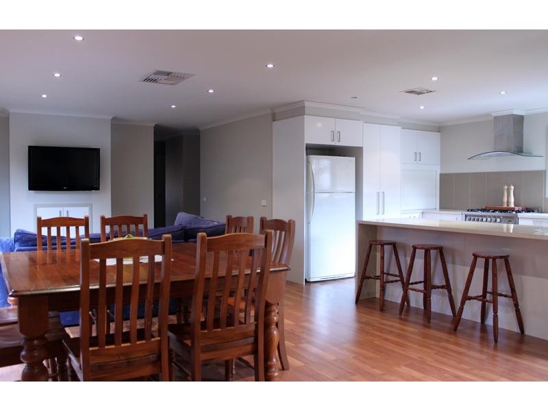 11 Bolton Street, Echuca VIC 3564