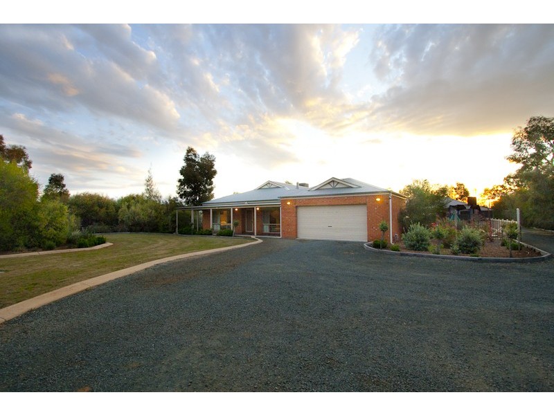 25 Wharparilla Drive, Echuca VIC 3564