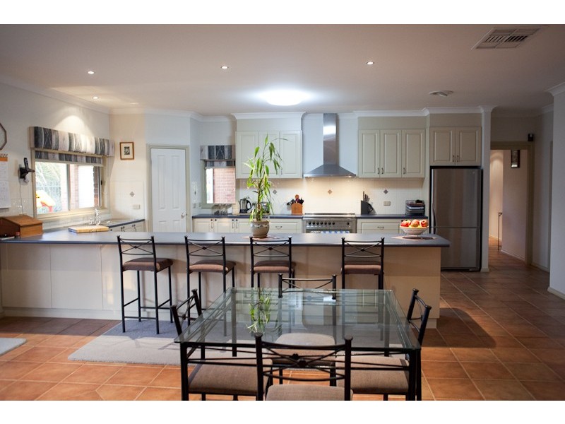 25 Wharparilla Drive, Echuca VIC 3564