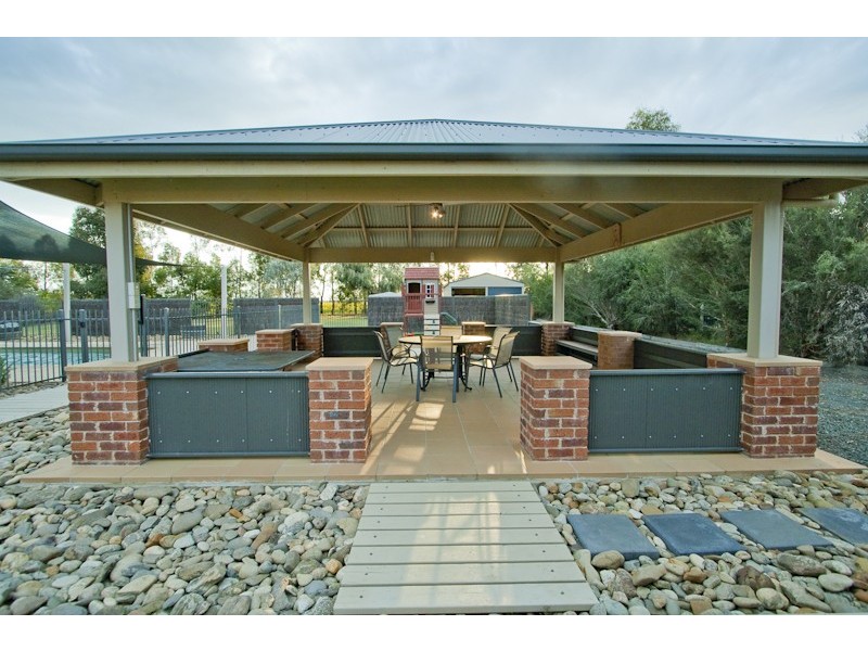 25 Wharparilla Drive, Echuca VIC 3564