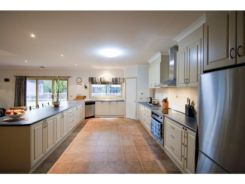 25 Wharparilla Drive, Echuca VIC 3564