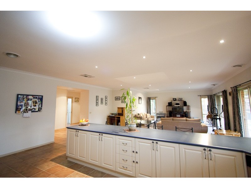 25 Wharparilla Drive, Echuca VIC 3564