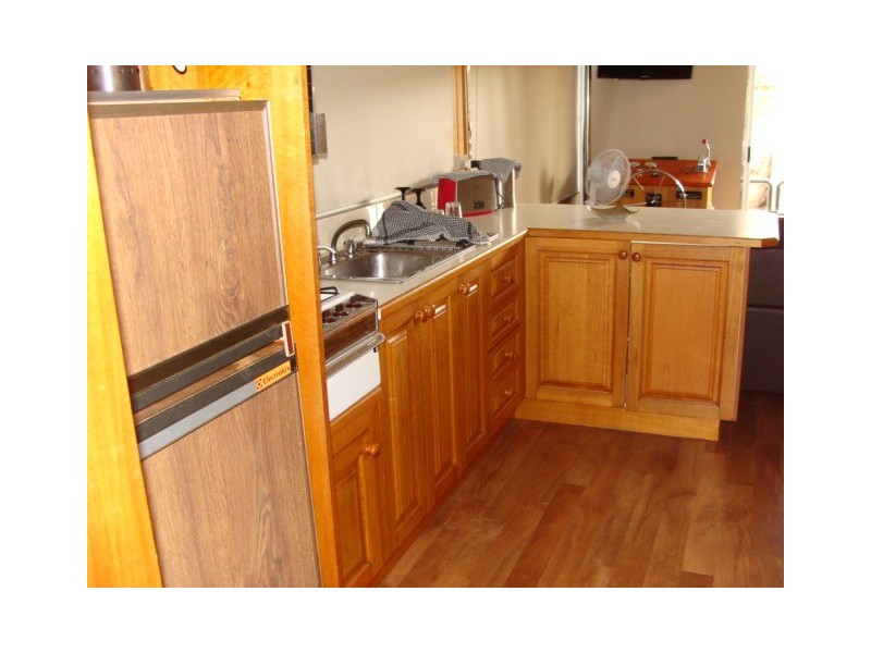 1 “Harmony Houseboat” Murray River, Moama NSW 2731