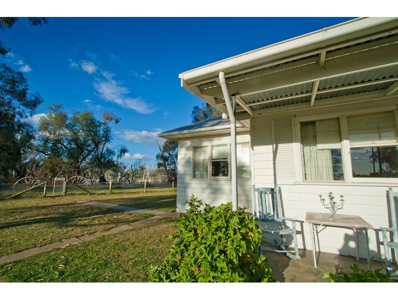 258 Old School Road, Echuca VIC 3564