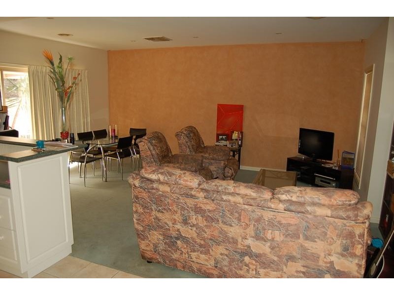 2/211 High Street, Echuca VIC 3564