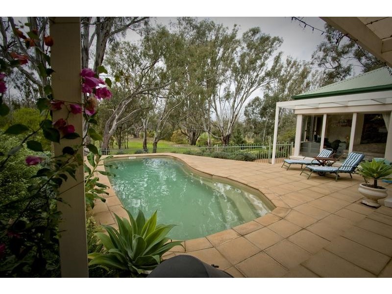 66 Wharparilla Drive, Echuca VIC 3564