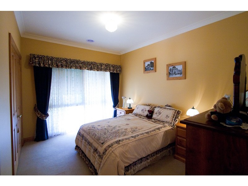 60 Hopwood Street, Echuca VIC 3564