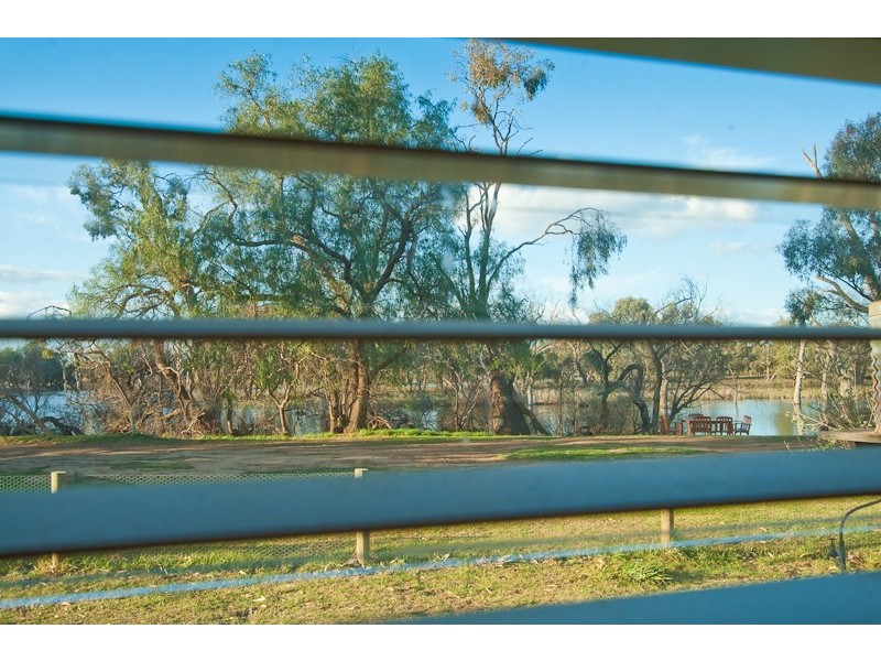 258 Patho School Road, Patho VIC 3564