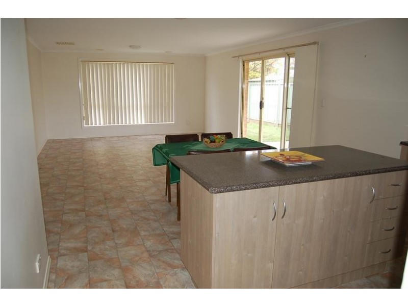 1 John Close, Echuca VIC 3564