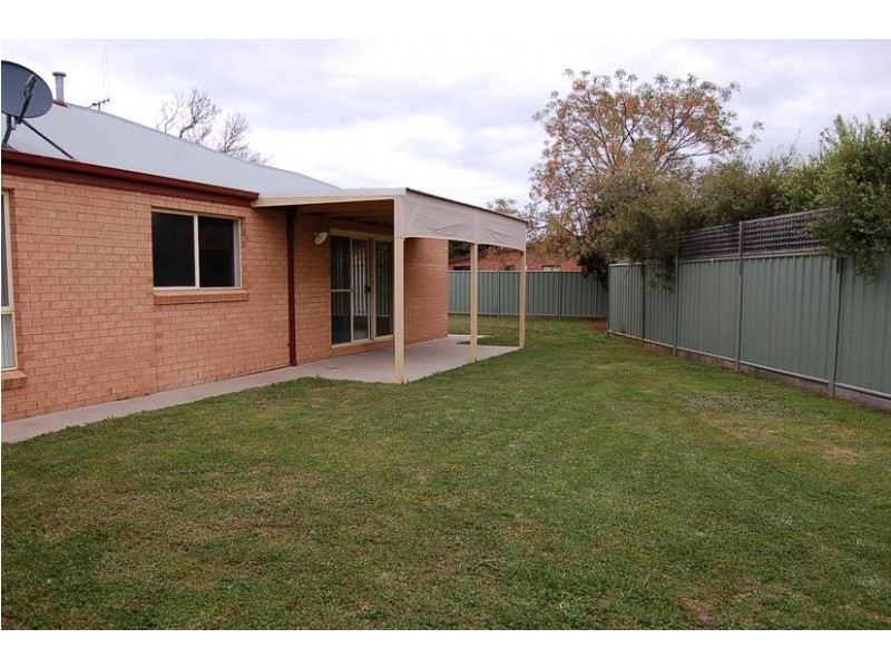 1 John Close, Echuca VIC 3564