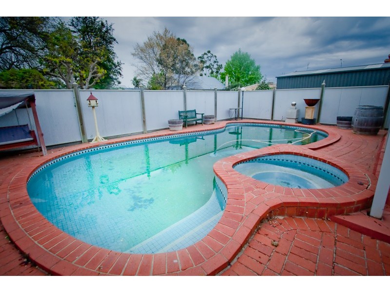 56 Francis Street, Echuca VIC 3564