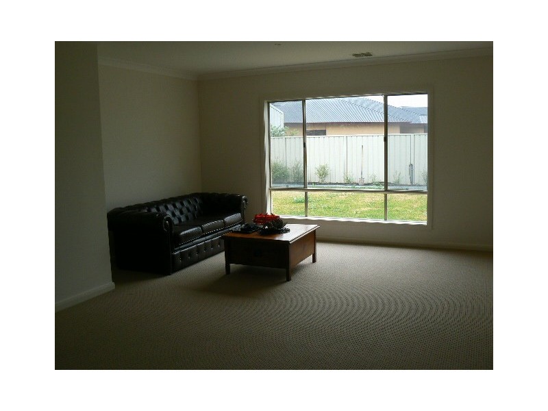 3 Marv Court, Echuca VIC 3564