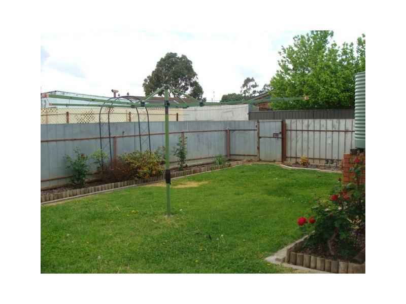 2/11 Regent Street, Moama NSW 2731