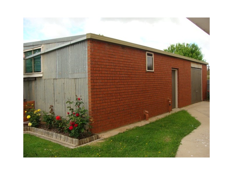 2/11 Regent Street, Moama NSW 2731