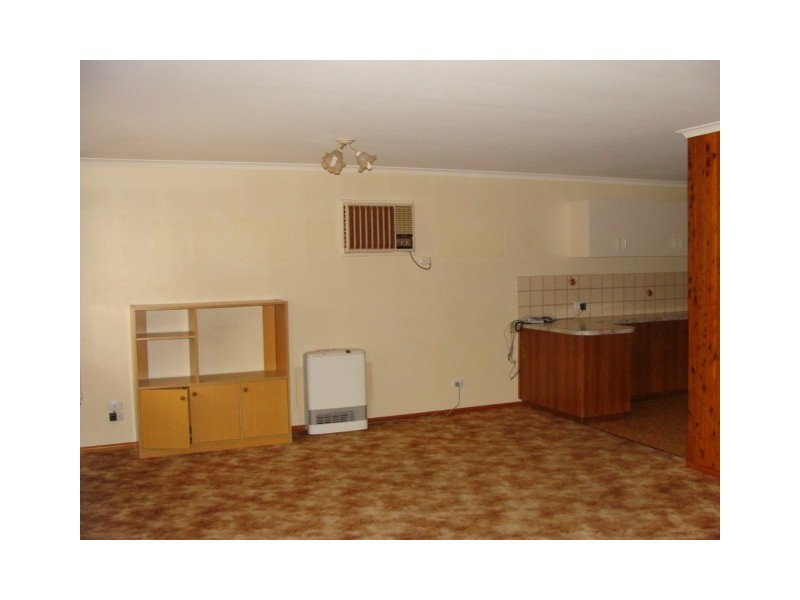 2/11 Regent Street, Moama NSW 2731