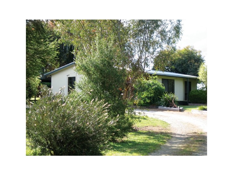 173 School Road, Patho VIC 3564