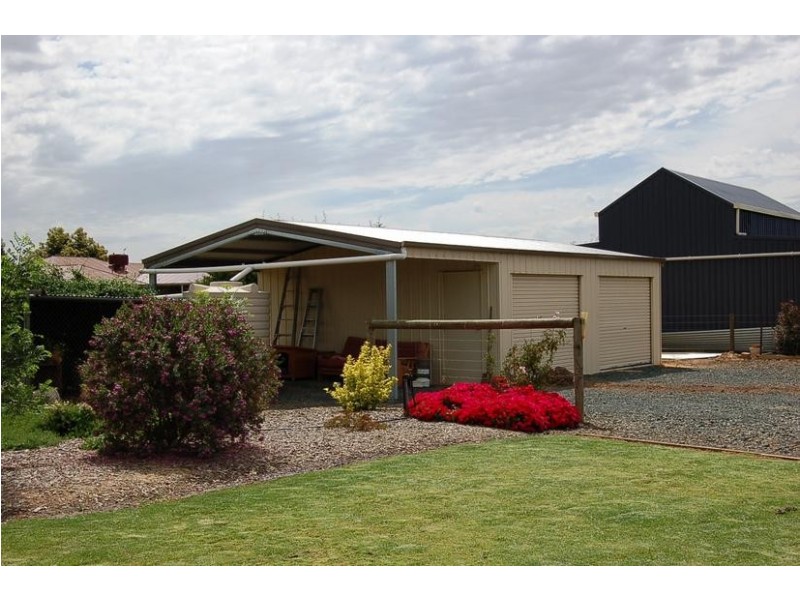 7 Cash Court, Echuca VIC 3564