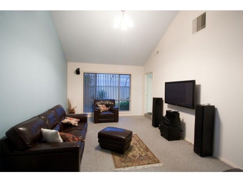 24 Kooyong Court, Echuca VIC 3564