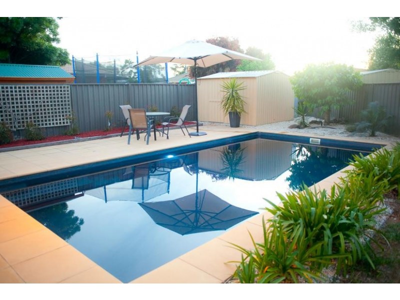 24 Kooyong Court, Echuca VIC 3564
