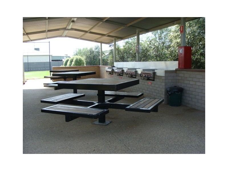 6 Boyes Street, Moama NSW 2731