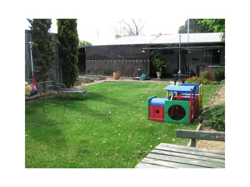 21 Moore Street, Echuca VIC 3564