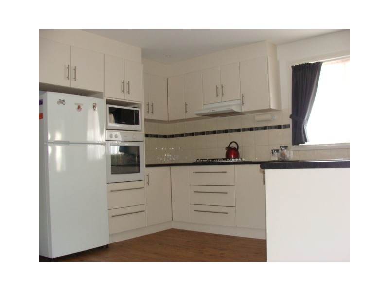 12 Perry Place, Moama NSW 2731