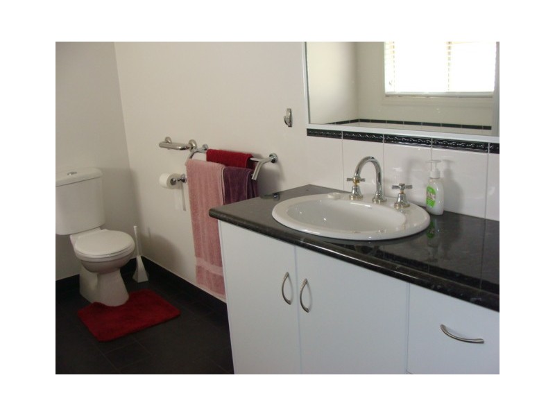 12 Perry Place, Moama NSW 2731